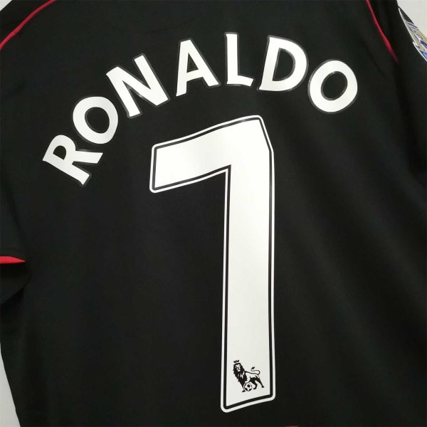051-510-1.jpg MANCHESTER UNITED 2007-08 AWAY RETRO