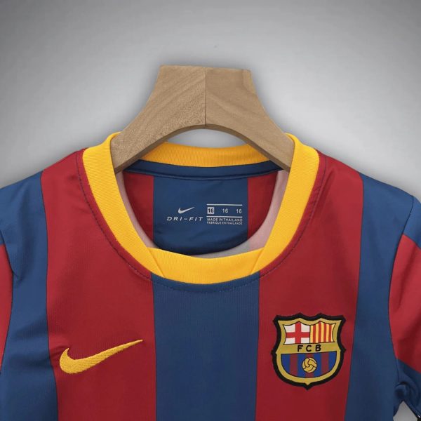 1011-fc-barcelona-home-kids-size-kit-2025-premium-quality-895258.jpg FC BARCELONA JUNIOR 2010 RETRO