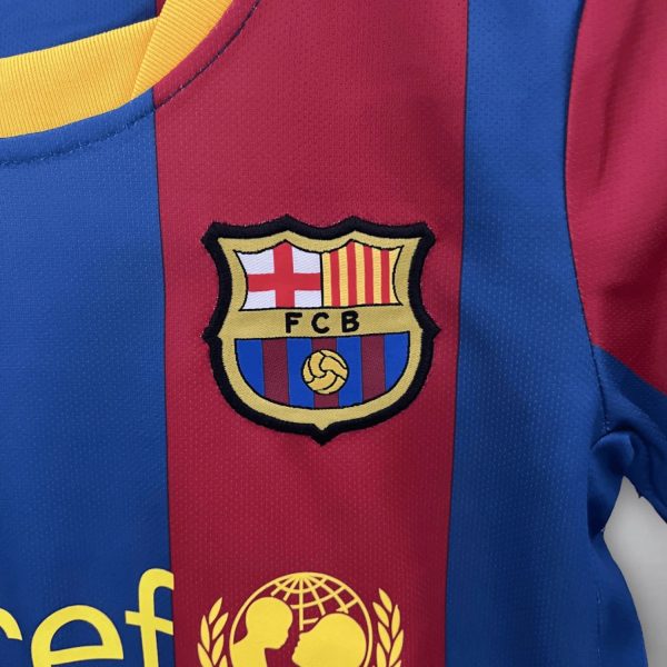 1011-fc-barcelona-home-kids-size-kit-2025-premium-quality-912441.jpg FC BARCELONA JUNIOR 2010 RETRO