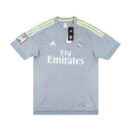 11_7f357f66-e828-4e4d-8894-f9b96b9a69a9.jpg REAL MADRID 2015/16 RETRO