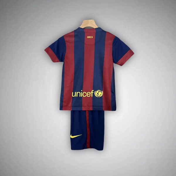 1415-fc-barcelona-home-kids-size-kit-2025-premium-quality-758477.jpg FC BARCELONA JUNIOR 2014/15 RETRO