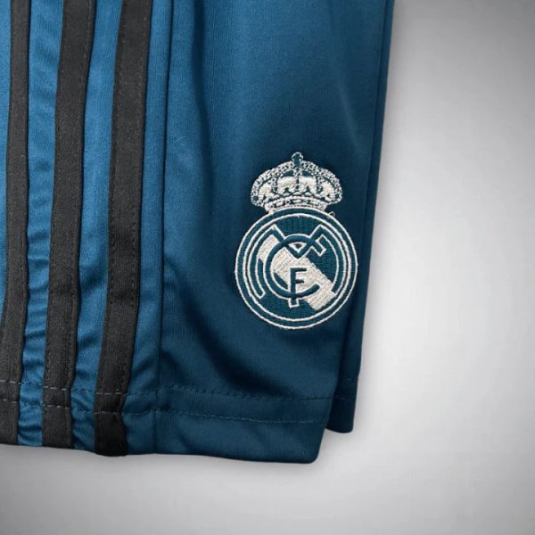 1718-real-madrid-third-premium-kids-size-kit-2024-premium-quality-590544.jpg REAL MADRID JUNIOR 2017-18 RETRO