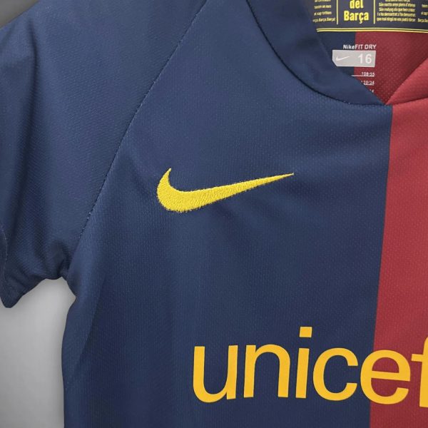 2009-fc-barcelona-ucl-final-kids-size-kit-2025-premium-quality-476160.jpg FC BARCELONA JUNIOR 2009 RETRO