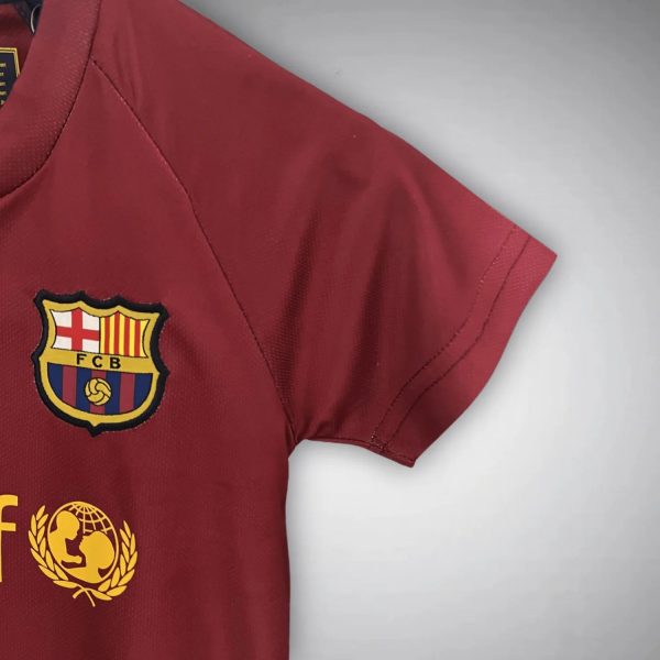 2009-fc-barcelona-ucl-final-kids-size-kit-2025-premium-quality-756807.jpg FC BARCELONA JUNIOR 2009 RETRO