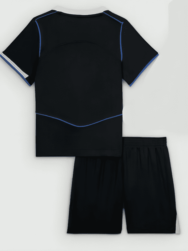 229701_508e384031124d738b081799af9ccf23_mv2_1.png CHELSEA JUNIOR 2025/26