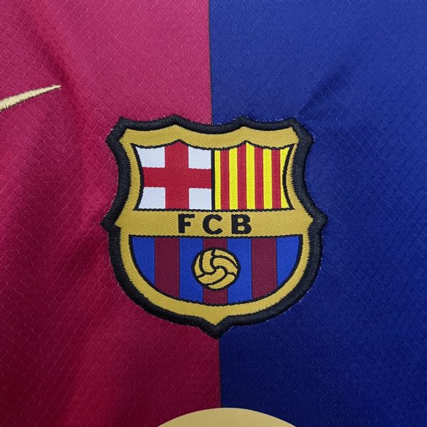 2425-fc-barcelona-home-kids-size-kit-footballprestigecom-2025-premium-quality-908867.jpg FC BARCELONA JUNIOR 2024/25