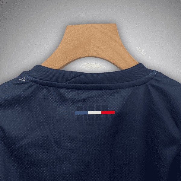 2425-psg-home-kids-size-kit-2025-premium-quality-155449.png PARIS SAINT GERMAIN JUNIOR 2024/25
