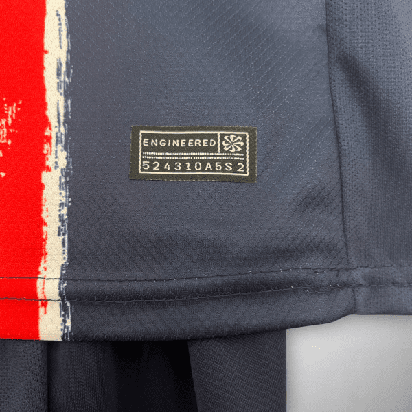 2425-psg-home-kids-size-kit-2025-premium-quality-182317.png PARIS SAINT GERMAIN JUNIOR 2024/25