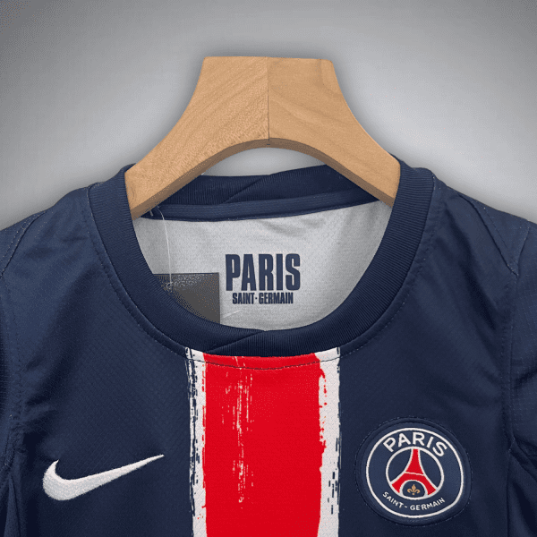 2425-psg-home-kids-size-kit-2025-premium-quality-706026.png PARIS SAINT GERMAIN JUNIOR 2024/25