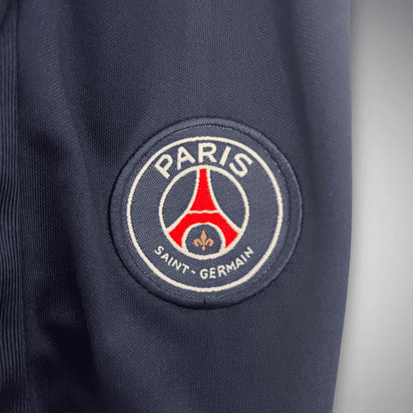 2425-psg-home-kids-size-kit-2025-premium-quality-780224.png PARIS SAINT GERMAIN JUNIOR 2024/25