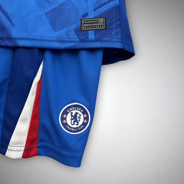 2526-chelsea-home-kids-size-kit-footballprestigecom-2025-premium-quality-466681.jpg CHELSEA JUNIOR 2025/26