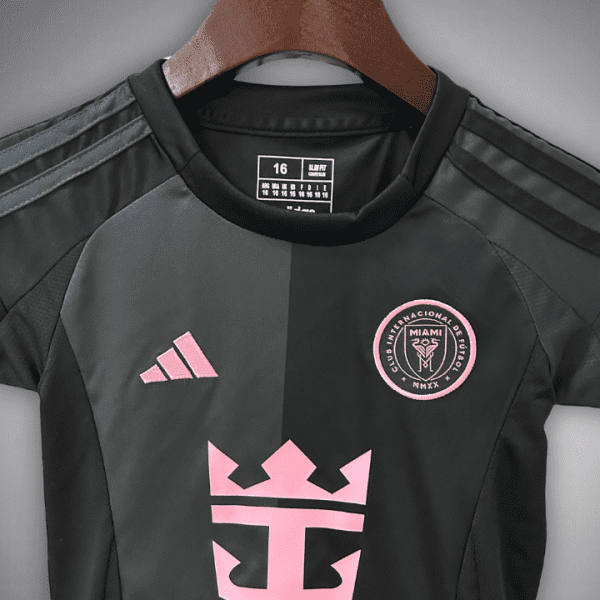 2526-inter-miami-away-kids-size-kit-2025-premium-quality-454849.png INTER MIAMI JUNIOR 2025/26