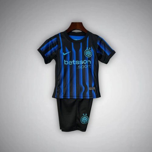 2526-inter-milan-home-kids-size-kit-footballprestigecom-2025-premium-quality-7958765.jpg INTER MILAN JUNIOR 2025/26