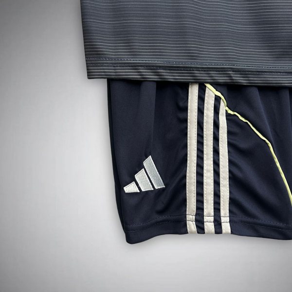 2526-real-madrid-away-kids-size-kit-footballprestigecom-2025-premium-quality-459615.jpg REAL MADRID JUNIOR 2025/26