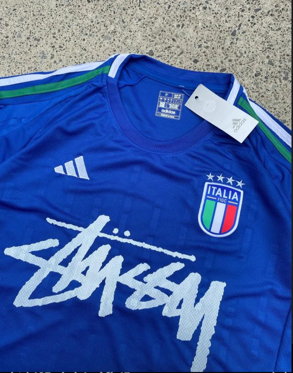 25280712-0CAC-4D1E-9A98-D07B44E62B86.jpg ITALIË X STUSSY | SPECIAL EDITION