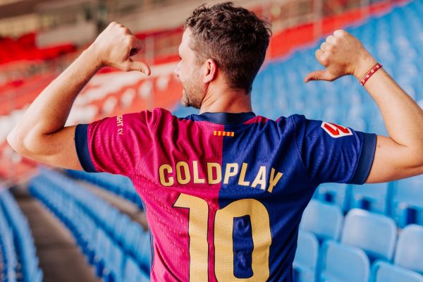 3340_barcelona_24_25_nike_coldplay_shirt_e.jpg FC BARCELONA X COLDPLAY
