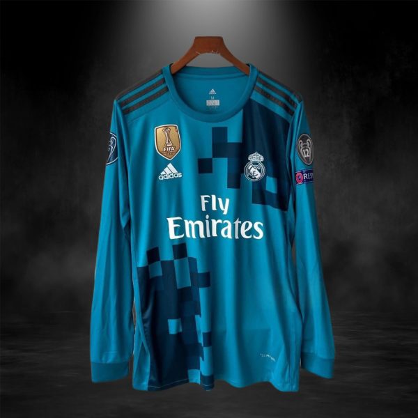 3ED4DECB-F006-4440-86CC-DEC608981D2B.jpg REAL MADRID 2017-18 AWAY RETRO