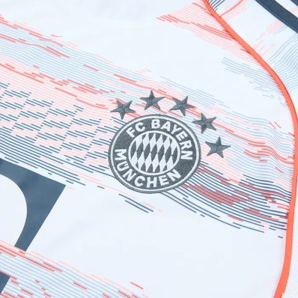 4068809803754-3_hciapljentkaulzj.jpg FC BAYERN MÜNCHEN 2025/26