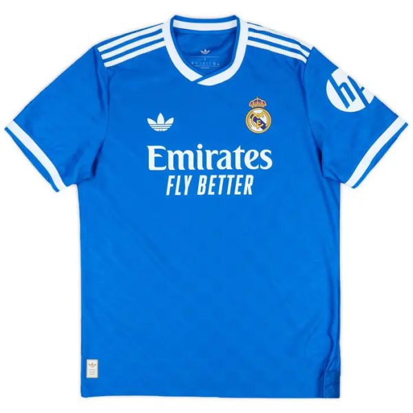4068811934125-1_ihgwjexptlu86gfn.jpg REAL MADRID 2025/26