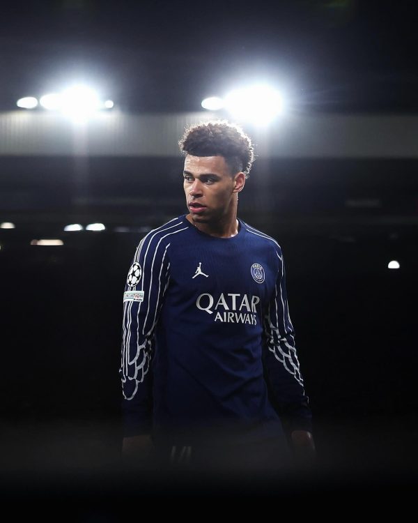 503947095_18511502506024163_3399398466449259923_n.jpg PARIS SAINT GERMAIN 2025