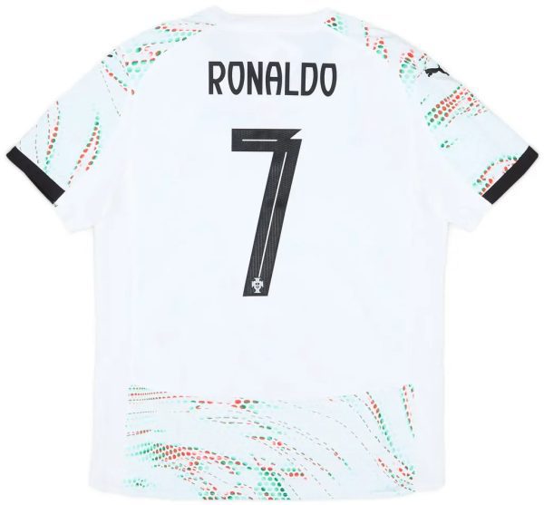 55e75df34fe597cf04893b6bec6ea4b5bcf33f0ef924f71c8482d6dd4cedef60.jpg PORTUGAL 2025/26