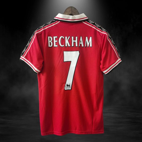 FEDD77A3-EBC8-45BE-AD40-7DF72BD48C92.jpg MANCHESTER UNITED 1998-99 RETRO