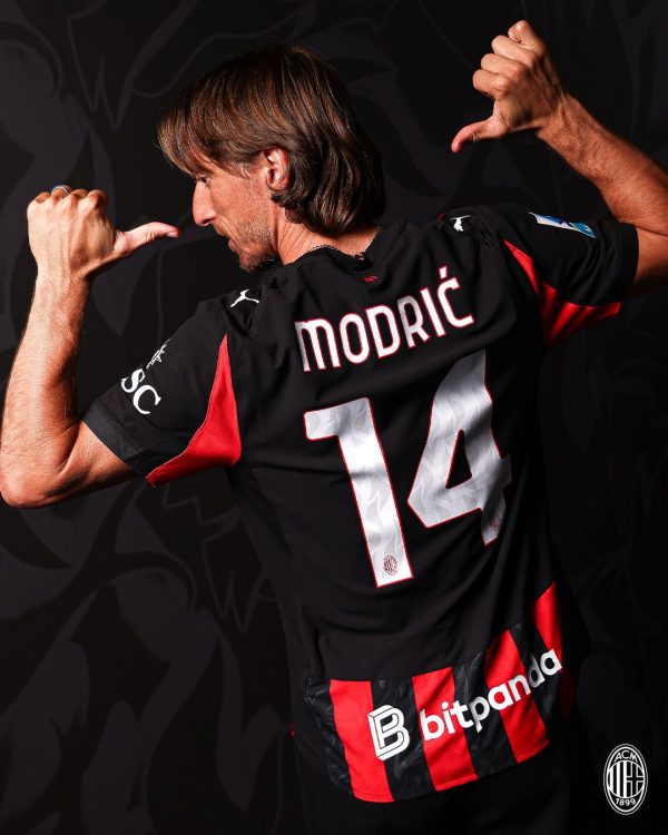 ab7ba546-11f2-4505-86fd-22fa5e1d02be.jpg AC MILAN 2025/26