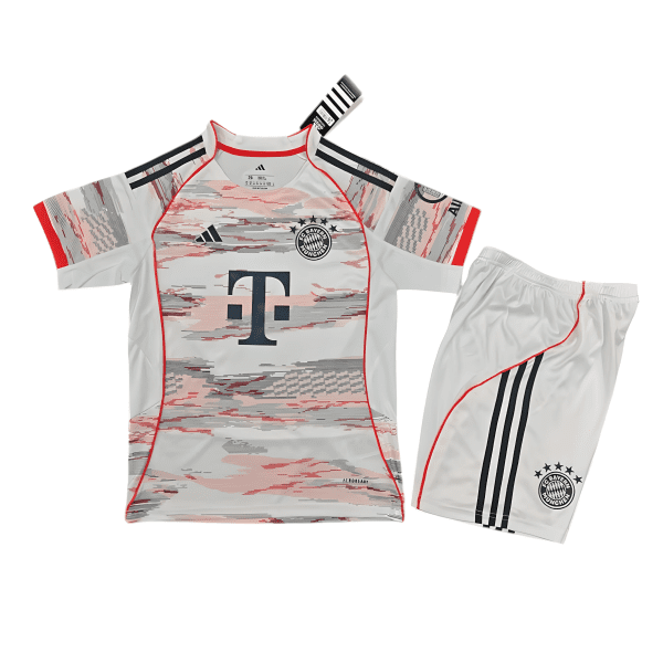 b76d2428-92d3-4467-8328-13ea2b2d5949_thumbnail-3.png FC BAYERN MÜNCHEN JUNIOR 2025/26
