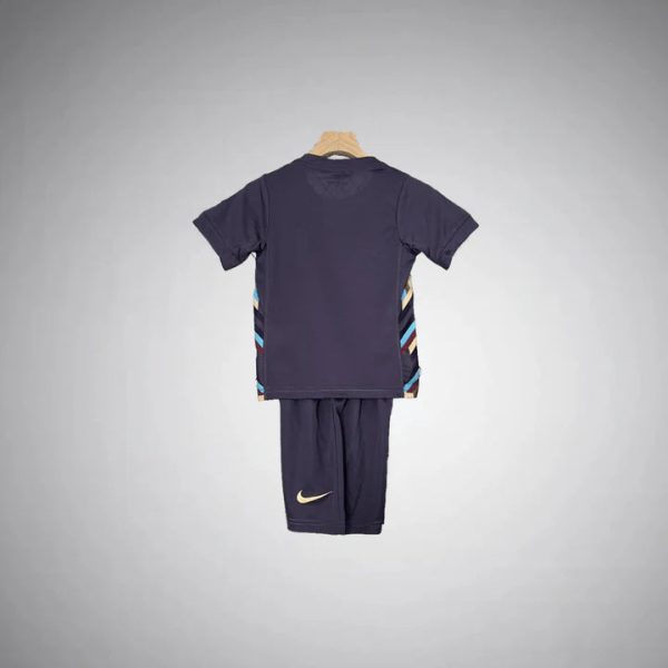 england-2024-away-kids-size-kit-2024-premium-quality-jersey-footballprestigecom-exclusive-collection-730309.jpg ENGLAND JUNIOR 2024/25