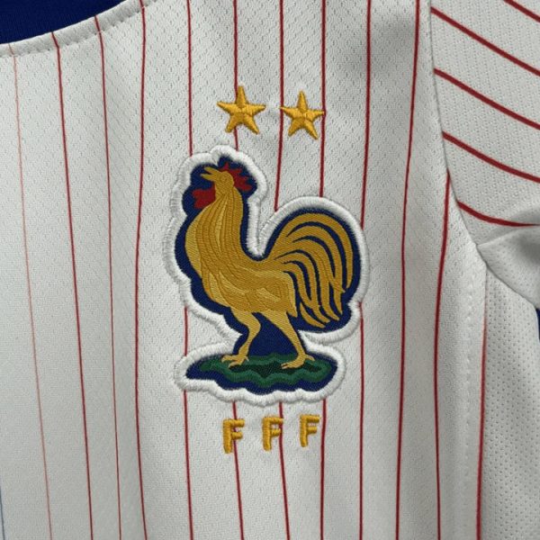 france-2024-away-kids-size-kit-2024-premium-quality-jersey-footballprestigecom-exclusive-collection-874155.jpg FRANCE JUNIOR 2024/25