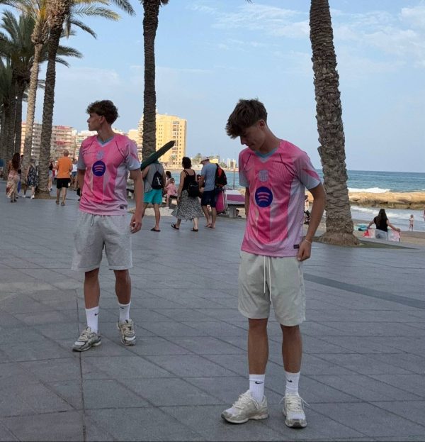 snaptik_7514838545211788567_2_b167a913-7587-490b-ac4c-5ee29befe0be.jpg FC BARCELONA 2025 | SPECIAL EDITION