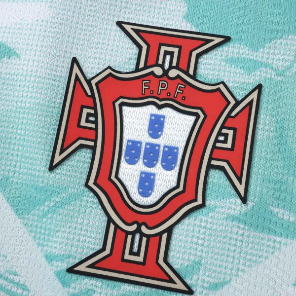 camisa-reserva-portugal-copa-do-mundo-2026-1-d739a90529854abe2e17680553474161-1024-1024.jpg PORTUGAL 2026/27 WK JUNIOR